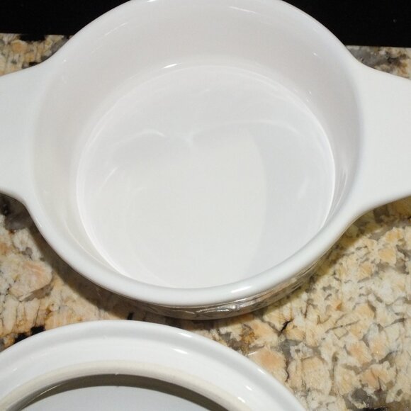 2024 Rae Dunn x Peanuts Snoopy Halloween “Boo” Mini Baking  Dish - Picture 3 of 5